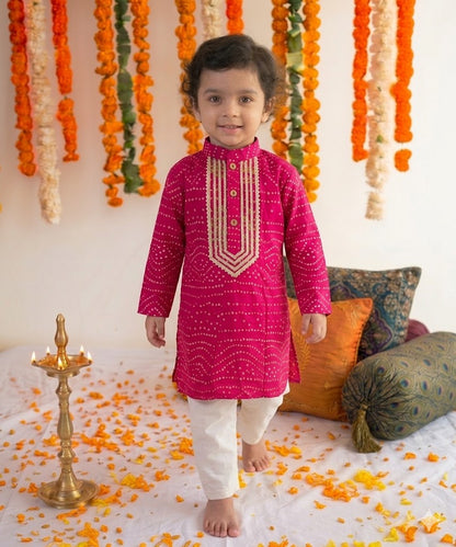 Magenta Bandhani Kurta Pyjama Set